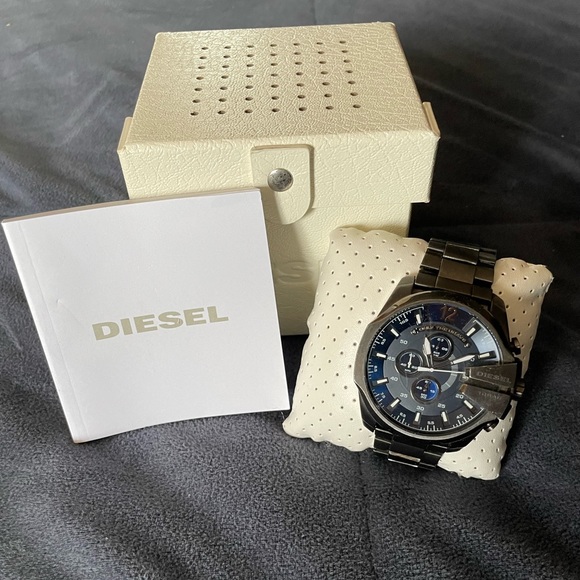 Men’s Diesel watch - Picture 6 of 6